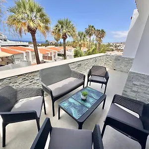 Luxury Renevapartment Island Village Apartamento